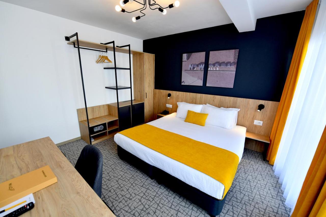 פרישטינה City Inn מראה חיצוני תמונה