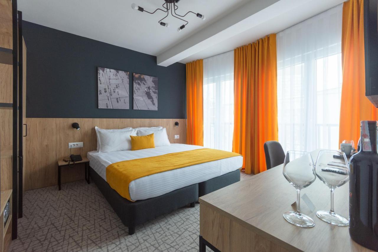 פרישטינה City Inn מראה חיצוני תמונה