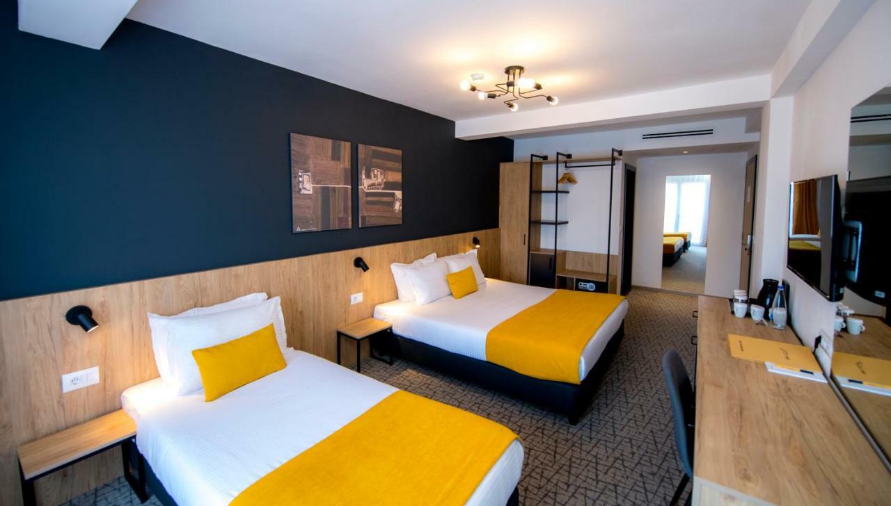 פרישטינה City Inn מראה חיצוני תמונה