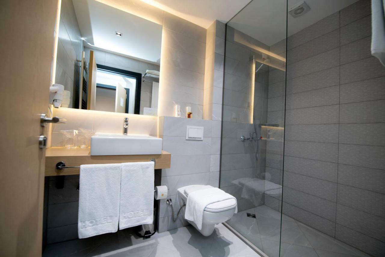 פרישטינה City Inn מראה חיצוני תמונה